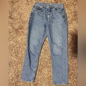 American Eagle Mom Jeans